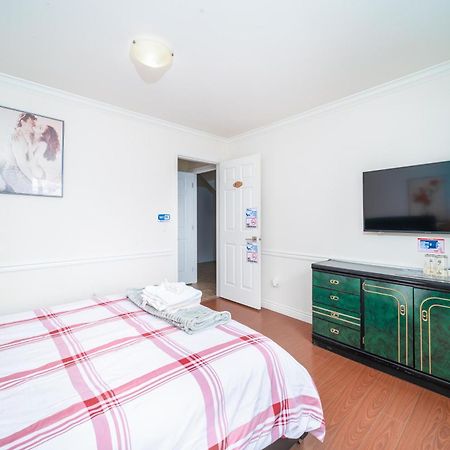 Lee'S Place Vila Surrey Quarto foto